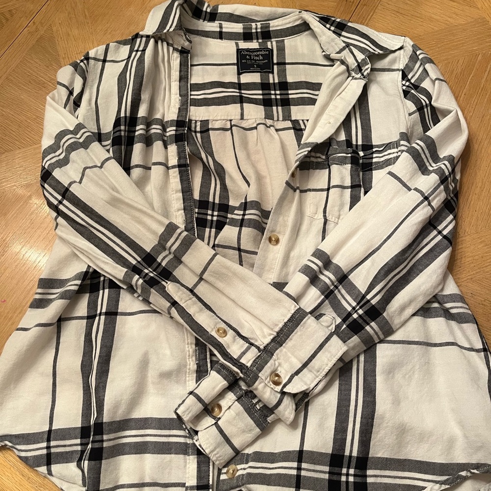 Abercrombie and Fitch, black and white flannel